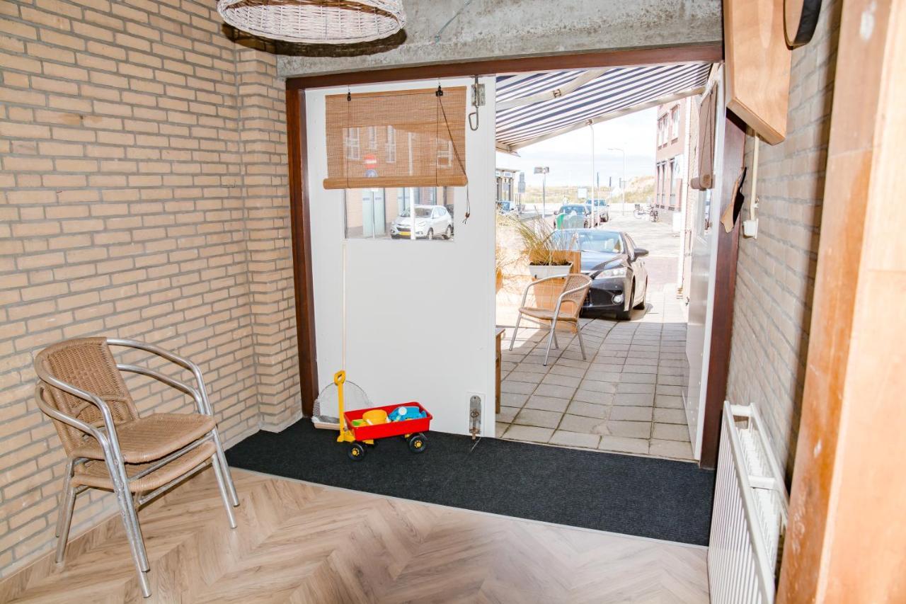 Beachhouse Anna, 1 Minute Walk To The Beach And Centre Of Katwijk, Free Private Parking Next To The House ! 滨海卡特韦克 外观 照片