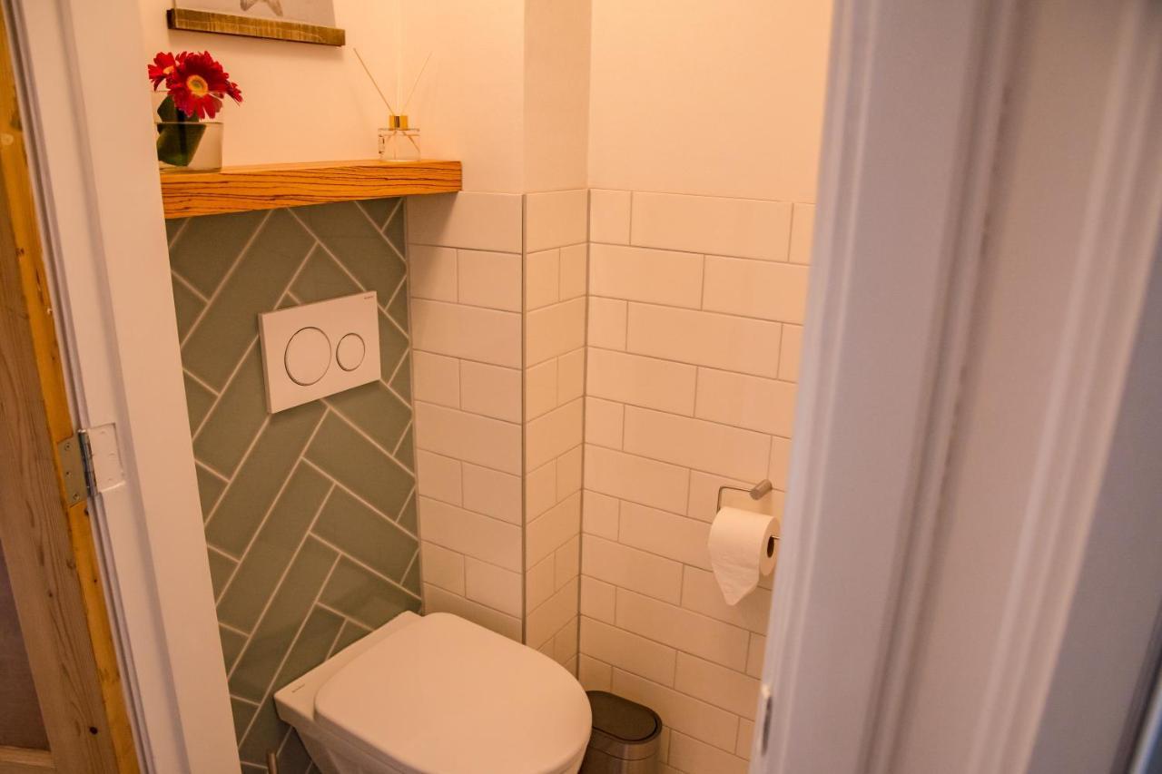 Beachhouse Anna, 1 Minute Walk To The Beach And Centre Of Katwijk, Free Private Parking Next To The House ! 滨海卡特韦克 外观 照片